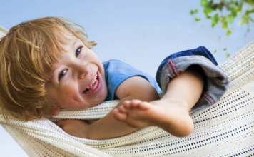Children’s hammock: a relaxing oasis for the little ones