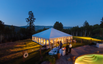 How do you choose a marquee for a reception?