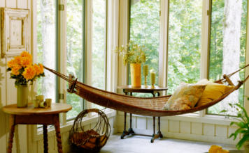 The hammock: an exotic accessory