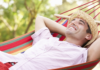 The hanging hammock chair: an essential accessory in the garden
