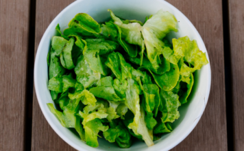 Can Pregnant Women Eat Lettuce?