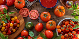 Can Pregnant Women Eat Tomatoes?